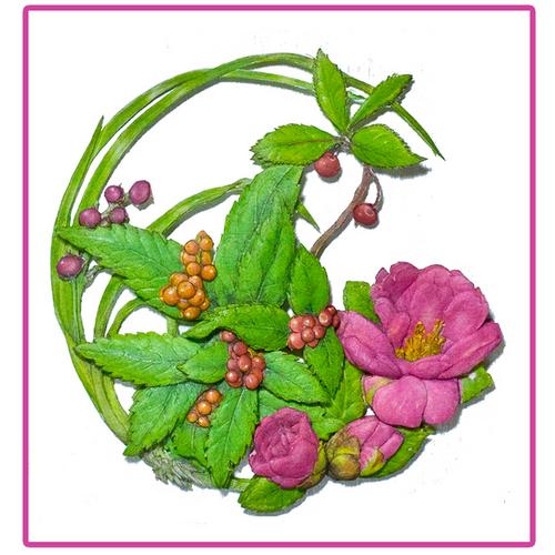 新作の山茶花のリース 新作の山茶花のリース