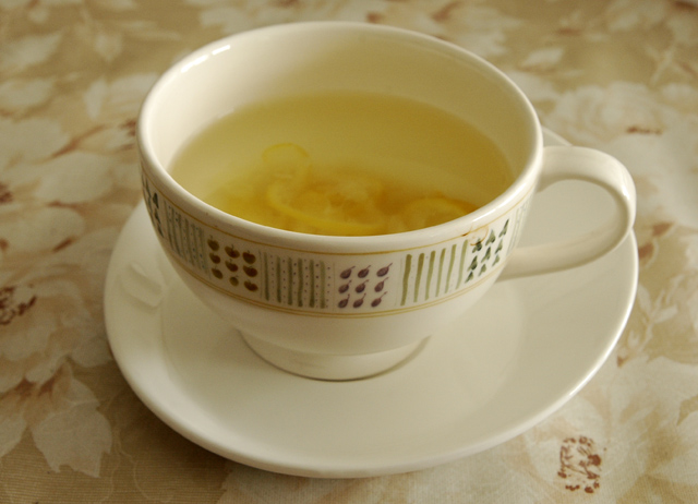 熱々の柚子ハチミツ茶