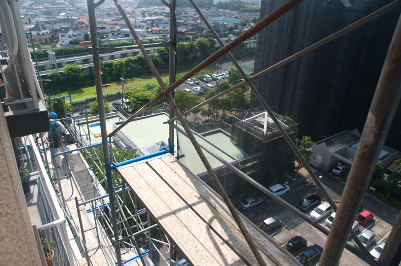 マンション大規模修繕解体現場